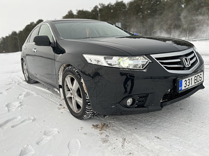 Honda Accord 2.4. 148kw. 2011a. Lpg (1 foto / 15)