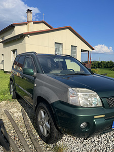 Nissan X-Trail (3 foto / 3)