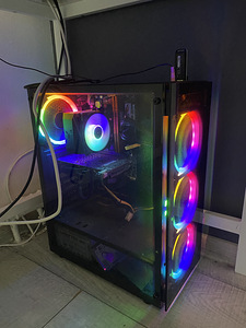 Gaming setup (5 foto / 9)