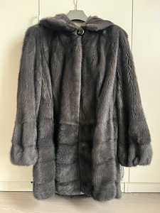EST: Naaritsakasukas Kopenhagen Fur (Burgundy Quality) (1 foto / 9)