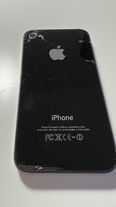 Apple iphone 4 16gb, must, võrguvaba (2 foto / 4)