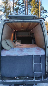 Ford Transit 2004 Camper/Autoelamu (10 foto / 10)