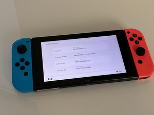 Nintendo Switch V1 (hackable, unpatched, low serial) (2 foto / 9)