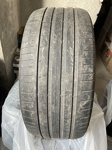 Pirelli P Zero (4 foto / 4)