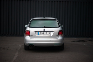 Volkswagen Golf 1.4 90kW (8 foto / 12)