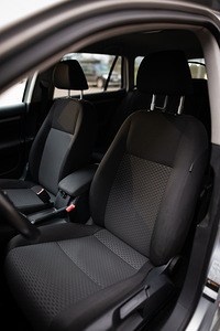 Volkswagen Golf 1.4 90kW (11 foto / 12)