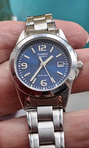 Женские наручные часы Casio (5 фото из 8)
