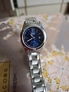 Женские наручные часы Casio (2 фото из 8)