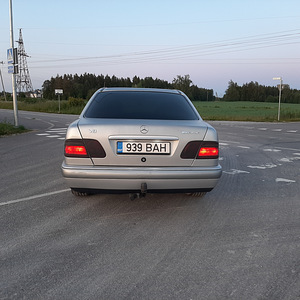 Müüa Mercedes W210 (6 foto / 13)