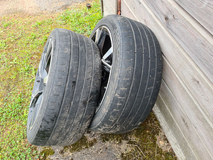 Audi veljed R20 (2 foto / 2)