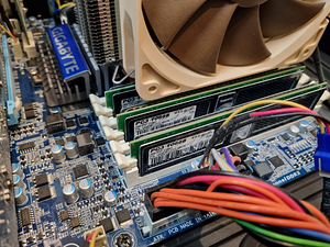 Mänguarvuti mahuka soliidse korpusega, nagu uus, 2.4 TB SSD (7 foto / 9)