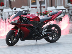 MÜÜA YAMAHA YZF - R 1 20V R4 126kW (3 foto / 5)