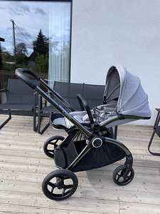 Müüa iCandy Core 2-ühes jalutuskäru (helehall värv) (1 foto / 9)