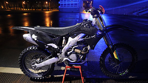 Kawasaki KX250F 2011 (4 foto / 9)