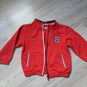 Детская толстовка (3 фото из 3)