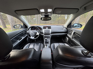 Mazda 6 Sport Wagon 2.0 103 kW (9 foto / 15)