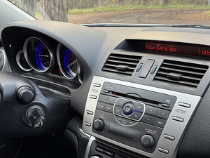 Mazda 6 Sport Wagon 2.0 103 kW (10 foto / 15)
