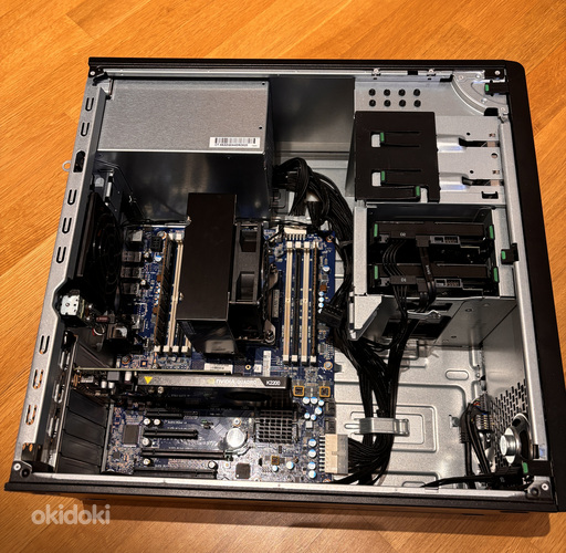 HP Z440 Workstation (foto #3)