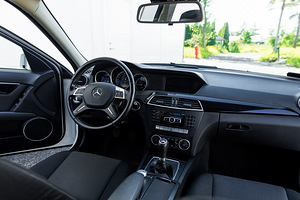 Mercedes-Benz C180 CDI (7 foto / 14)
