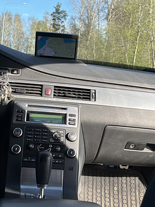 Volvo v70 (9 фото из 10)