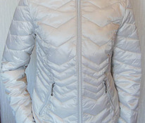 Женская стеганая куртка без капюшона, серовато-белая