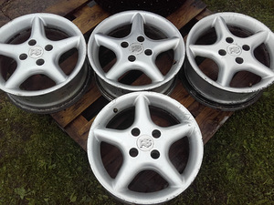 4x108 15" FORD оригинал (1 фото из 8)