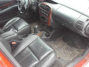 Chrysler NEON , automaat (4 foto / 7)