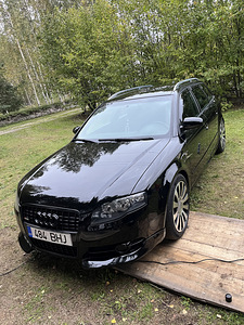 Audi a4 b7 s-line (5 фото из 8)
