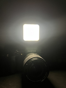 MÜÜA FUJIFILM XT-1 HÜBRIID KAAMERA (18-55MM) (2 foto / 3)