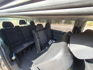 Mercedes-benz Vito 2.1 80kw 9kohta (11 foto / 14)