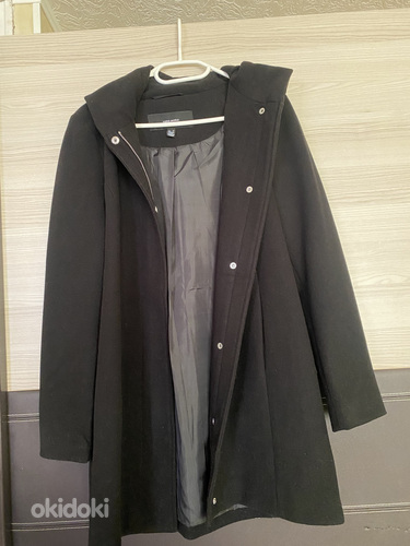 Новое пальто с капюшоном VERO MODA