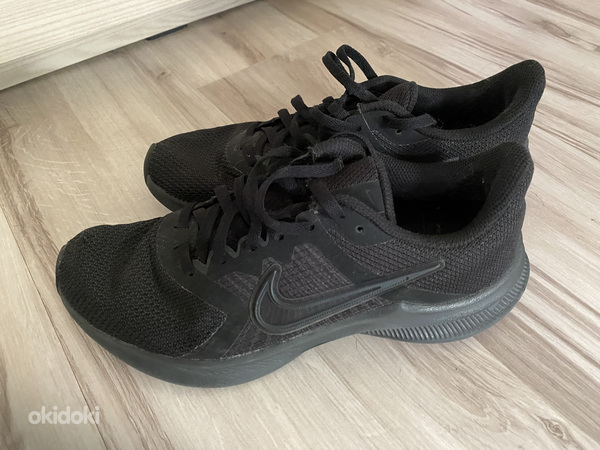 Детские кроссовки NIKE