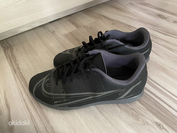 Детские кроссовки NIKE