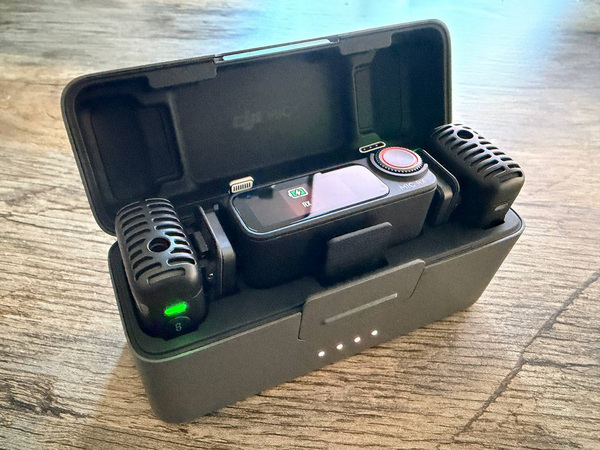 DJI MIC 2 (2TX+1RX+CASE) + 2 LAV MIC