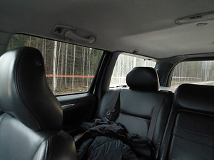 Volvo V70 (12 фото из 14)