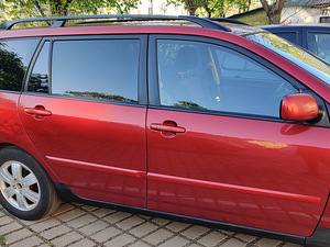 Toyota Corolla 2.0 TDI (3 foto / 4)
