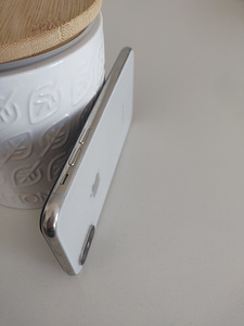 iPhone xs 64gb Valge (4 foto / 4)