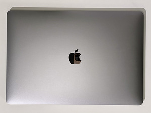 MacBook Pro 15' 2018, Radeon 560X, 1 ТБ, 6 ядер (3 фото из 8)