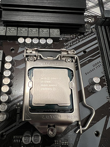 Intel® Core™ i7-9700K + Gigabyte Z390 UD rev. 1.1 (2 foto / 2)