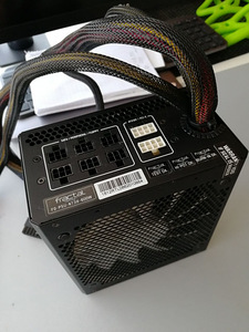 Fractal Design Newton R3 600W Platinum (2 foto / 6)