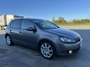 VW Golf 6 1.6tdi 77kw (1 foto / 8)