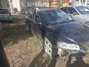 Müün pärast avariid autot (7 foto / 8)