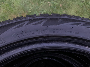 Naastrehvid Sailun ICE BLAZER WST3 235/45R17 97T, 4tk (4 foto / 4)