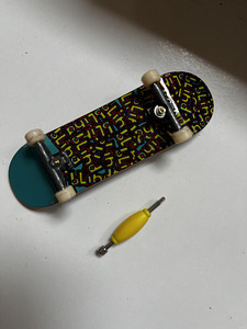 Tech Deck näpurula park + näpurula (4 foto / 4)