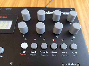 Elektron analog rytm mk1 (3 foto / 9)