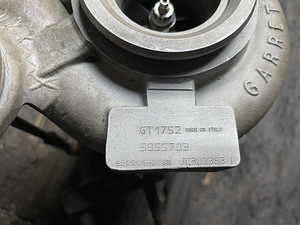 Saab 9-3 2.0T varuosad (7 foto / 7)
