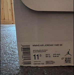 Uued Jordan 1 Mid SE Multicolor Lightbulb (4 foto / 4)