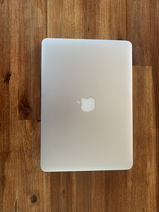 MacBook Pro 2015 8gb 128gb (2 foto / 8)