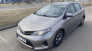 Toyota Auris 1.4 D4D 2013a (1 foto / 7)
