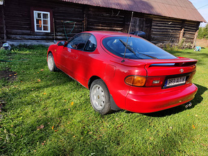 Toyota Celica (1 фото из 12)